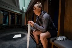 2023 Easton Ghost Unlimited (-9) Fastpitch Softball Bat: FP23GHUL9 -Passion Baseball MILE44 RG 03445 Edit