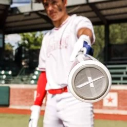 Marucci CATX (-3) BBCOR Baseball Bat: MCBCX -Passion Baseball Marucci CATX 3 BBCOR Baseball Bat MCBCX Lifestyle 1