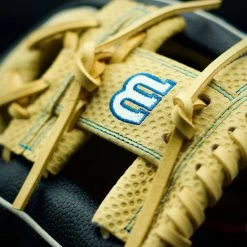 2023 Wilson A2000 South Region SM 11.5" Spin Control Infield Baseball Glove: WBW101301115 -Passion Baseball WBW101301115 6