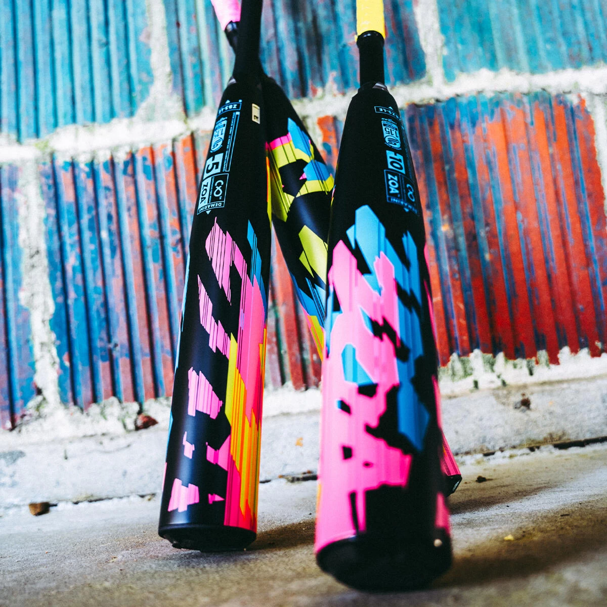 2022 DeMarini Zoa Glitch (-5) USSSA Baseball Bat: WBD2357010 4 2022 DeMarini Zoa Glitch (-5) USSSA Baseball Bat: WBD2357010 - Image 2